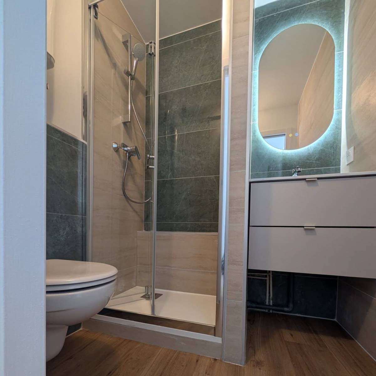 Aménager une petite salle de bain son studio à Sète 34200 dans l'Hérault 