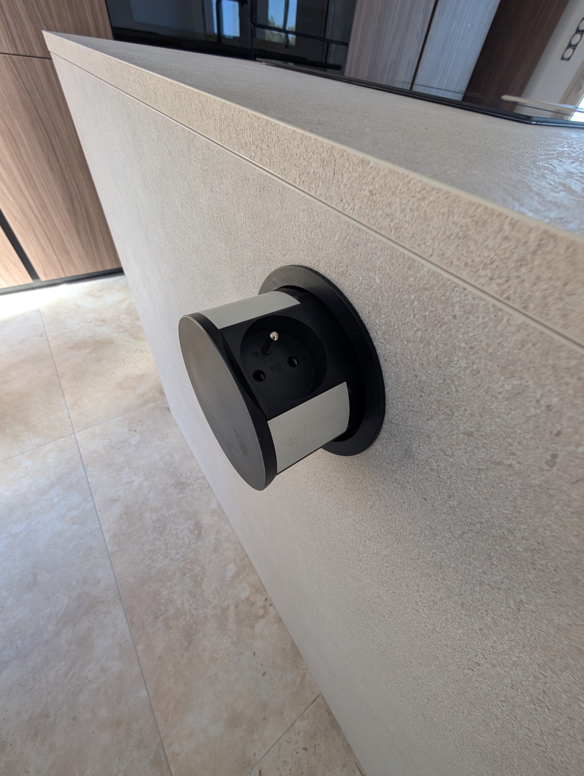 uyfkhfkhfkhckjvkhgkuvilgkuf,jgyjhj,cljvhkgkjcy