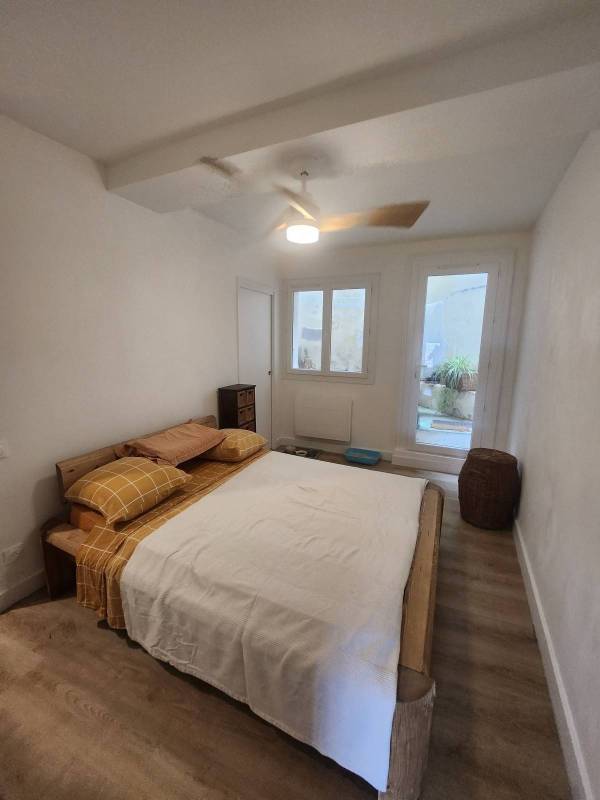Décorer une petite salle de bain fonctionnelle et une chambre parentale à Sète 34200 dans l'Hérault