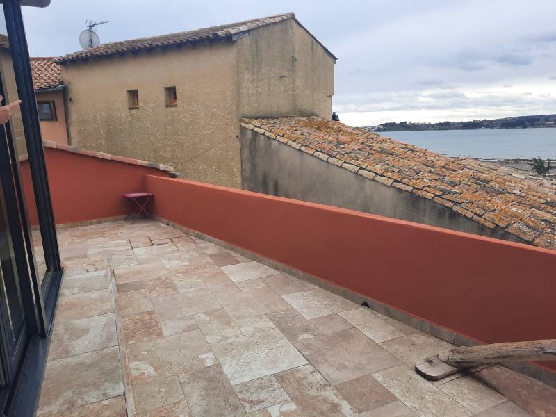 Rénover sa terrasse avec une vue sur l'étang de thau à Balaruc proche de Sète 34200 dans l'Hérault