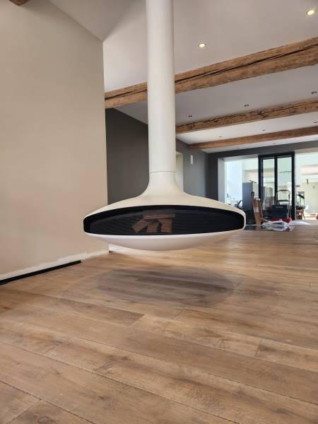 Aménagement d'une cheminée GYRO FOCUS dans une maison à Mirmande dans la Drôme