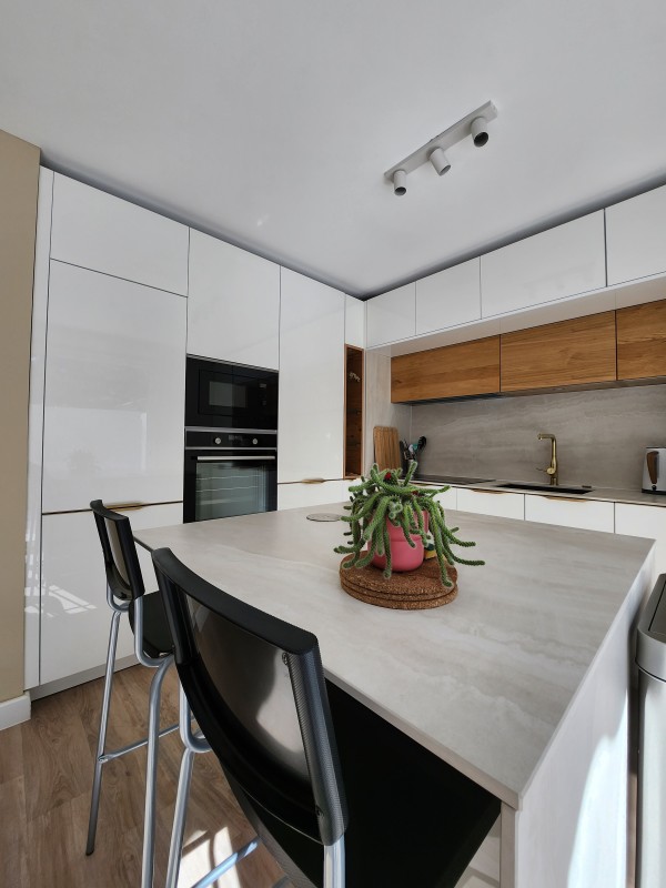 cghdkuygyuf,hjvlyjfmkuvlyugkhfmouvoytgou.fpuihmuygf076