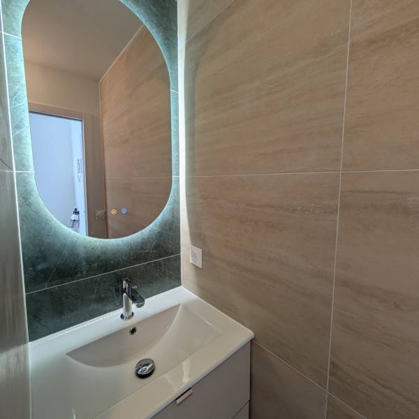 Rénover sa salle de bain dans un petit appartement à Sète 34200 dans l'Hérault 