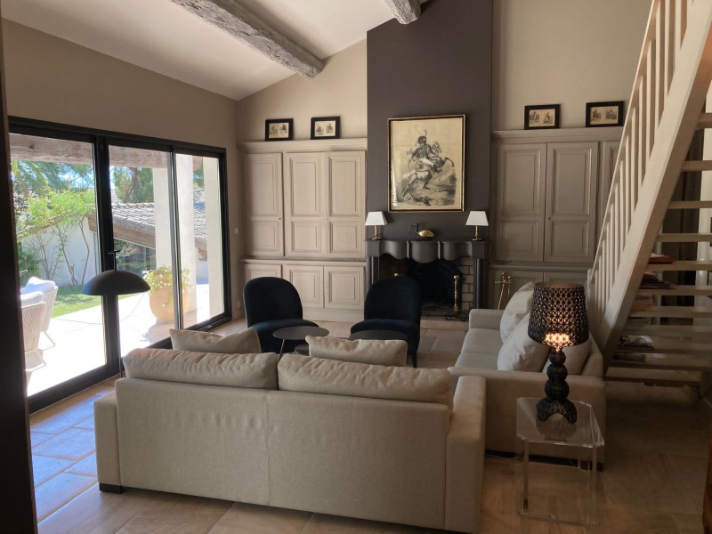 gflugutfkufgjvukcluvykcljvhkvhkvkhgkyff