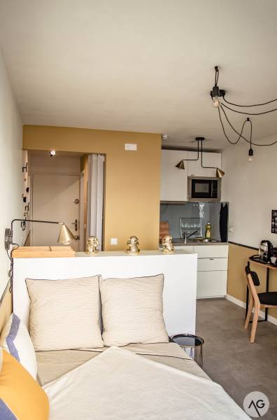 Décoration d'un studio en centre ville de Sète 34200 dans l'Hérault