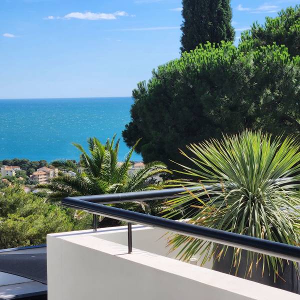 Décoration d'une terrasse à Béziers 34500 en Occitanie