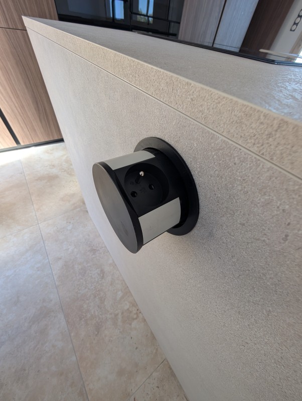 uyfkhfkhfkhckjvkhgkuvilgkuf,jgyjhj,cljvhkgkjcy