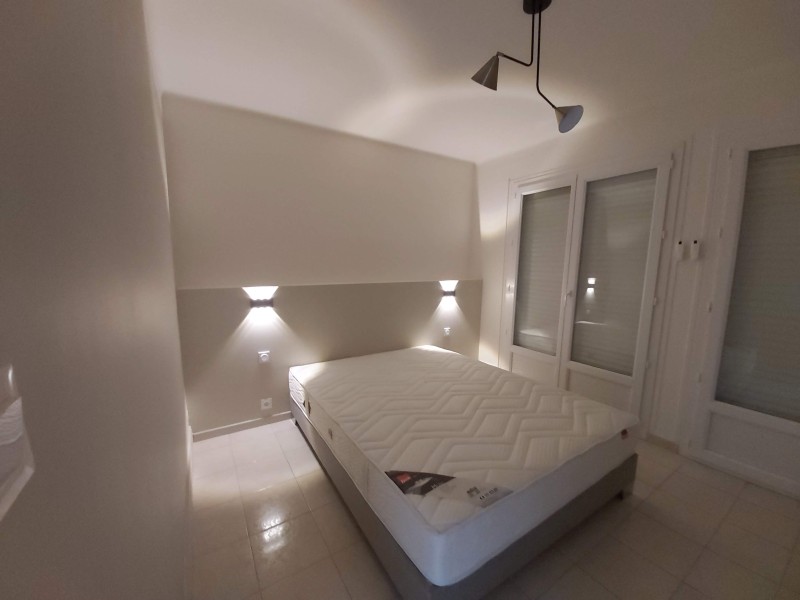 yfgfhkuduuyjd,ngjgvlkfgkgkhckuhjycljviygoifiygg