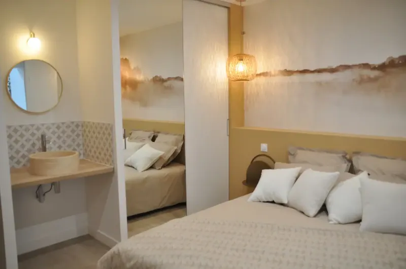 Trouver son architecte d'intérieur pour décorer sa suite parentale à Sète 34200 dans l'Hérault 